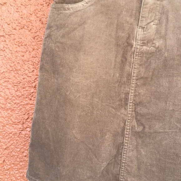 Tommy Hilfiger Corduroy Mini Skirt Belted Brown with Floral Design Size 2 Y2K - Picture 4 of 10